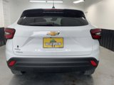 Used 2025 Chevrolet Trax LS w/ LS Convenience Package image 4