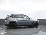 New 2025 Volkswagen Atlas SE image 4