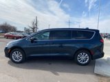 New 2025 Chrysler Pacifica Select image 2