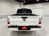 Used 2019 Nissan Titan SV w/ Midnight Edition image 5