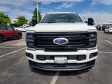 New 2025 Ford F250 4x4 Crew Cab Super Duty image 2