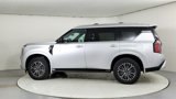 New 2025 Nissan Armada SL w/ Captain's Chari Seat Package image 4