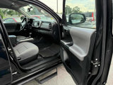 Used 2017 Toyota Tacoma SR5 image 5