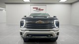 Used 2024 Chevrolet Silverado 2500 High Country w/ High Country Premium Package image 2