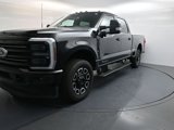 Used 2025 Ford F250 Platinum w/ FX4 Off-Road Package image 3
