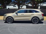 Used 2021 Kia Sorento LX image 3