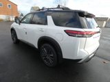 New 2025 Nissan Pathfinder SL w/ SL Premium Package image 5