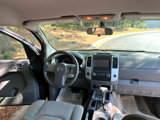 Used 2010 Nissan Frontier SE image 3