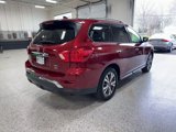 Used 2019 Nissan Pathfinder SV image 3