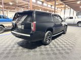 Used 2019 GMC Yukon XL SLT image 5