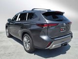 New 2025 Toyota Highlander Platinum image 5
