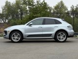 Used 2025 Porsche Macan image 2