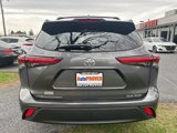 Used 2022 Toyota Highlander XLE image 6