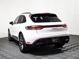 Certified 2025 Porsche Macan Turbo image 3
