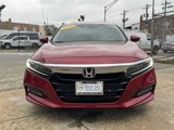 Used 2018 Honda Accord Touring image 2