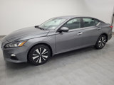 Used 2022 Nissan Altima 2.5 SV image 2