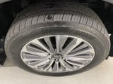 Used 2025 INFINITI QX80 Sensory image 4