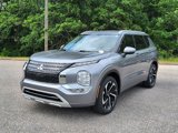 Used 2024 Mitsubishi Outlander SEL image 2