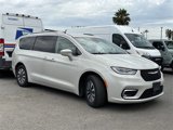 Used 2021 Chrysler Pacifica Touring-L image 2
