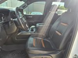 Used 2020 GMC Sierra 1500 AT4 w/ AT4 Premium Package image 4