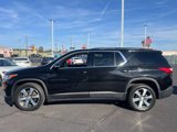 Used 2020 Chevrolet Traverse LT w/ LT Premium Package image 2