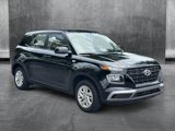 Certified 2024 Hyundai Venue SE image 3