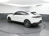 Used 2024 Porsche Cayenne Coupe image 3