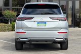 New 2025 Mitsubishi Outlander SE image 6
