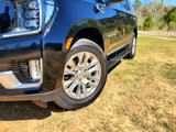 Used 2023 GMC Yukon Denali image 2