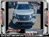 Used 2025 Nissan Rogue S image 5