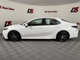 Used 2023 Toyota Camry SE image 3
