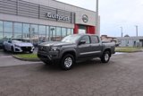 Used 2024 Nissan Frontier SV w/ Technology Package image 2