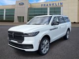 New 2025 Lincoln Navigator L Reserve image 3