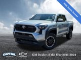 Used 2025 Toyota Tacoma TRD Off-Road image 2