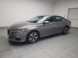 Used 2021 Nissan Altima 2.5 SV image 2
