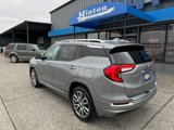 Used 2024 GMC Terrain Denali image 3