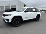 Used 2024 Jeep Grand Cherokee Altitude image 5
