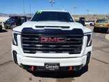 Used 2024 GMC Sierra 2500 AT4 image 2