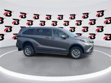 Used 2024 Toyota Sienna LE image 2