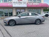 Used 2024 Hyundai Elantra SEL image 4