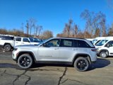 New 2025 Jeep Grand Cherokee Limited w/ Black Appearance Package image 4