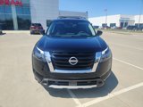 New 2025 Nissan Pathfinder Platinum image 2