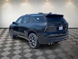 New 2026 Chevrolet Traverse High Country w/ LPO, Floor Liner Package image 3