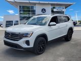 New 2025 Volkswagen Atlas SE image 2