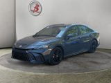 Used 2025 Toyota Camry SE image 3
