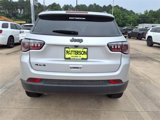New 2025 Jeep Compass Latitude image 3