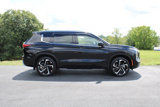 Used 2023 Mitsubishi Outlander SEL 40th Anniversary image 2