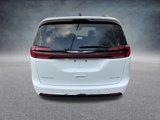 Used 2023 Chrysler Pacifica Limited image 6