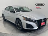 Used 2023 Nissan Altima 2.5 SR image 1