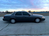 Used 2010 Ford Crown Victoria Police Interceptor image 3